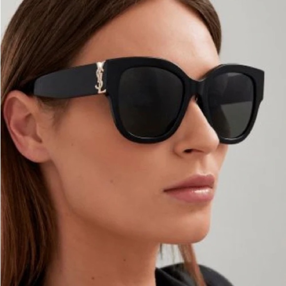 Saint Laurent SL M95/F Grey Butterfly Ladies Black Oversized Sunglasses 575$ NWT - Picture 5 of 5